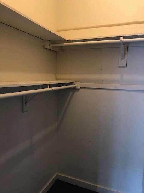 Photo - 2053 Linden Ave Apartment