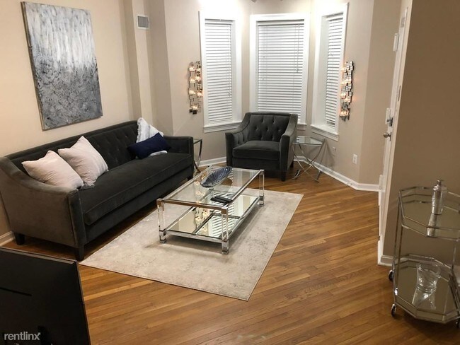 Foto del edificio - 633 Elliott St NE