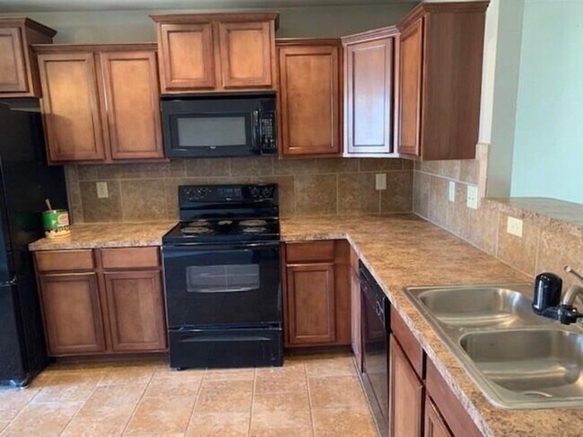 Foto del edificio - 611 W Shadow Ridge Way