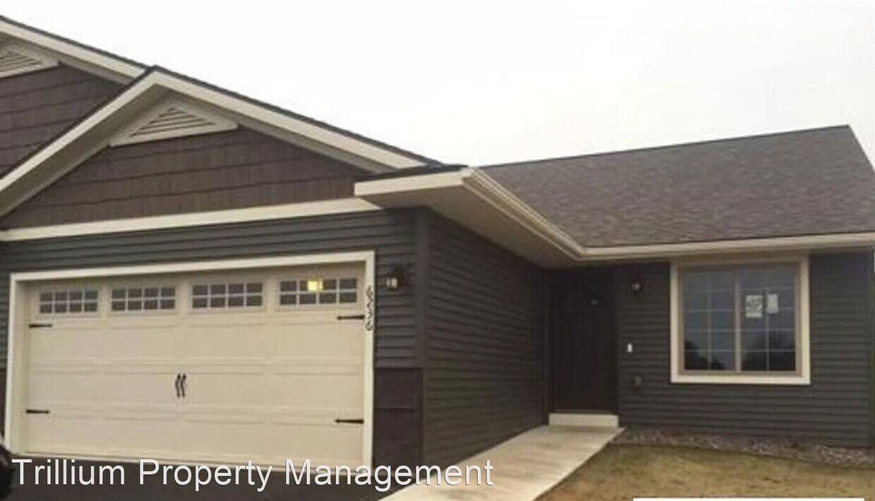 Foto principal - 3 br, 2 bath House - 814 Daisy Ln