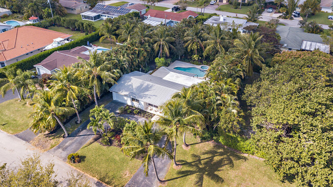 Foto del edificio - 1711 Gregory Rd