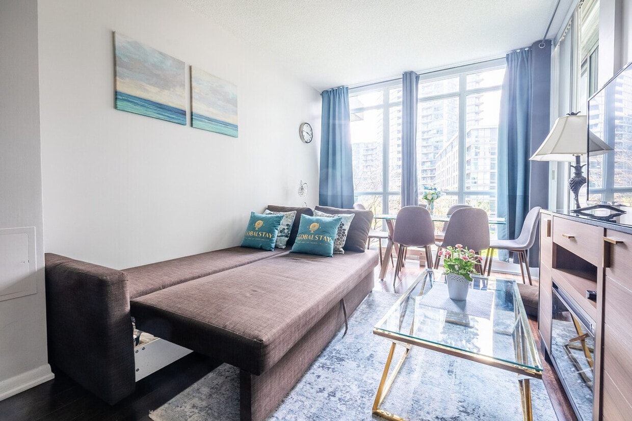 Photo principale - 628 Fleet St