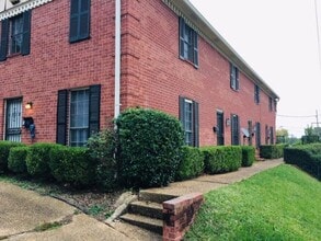 Building Photo - 900 Whitworth St