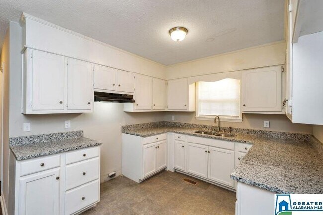 Foto del edificio - 2590 Clayton St
