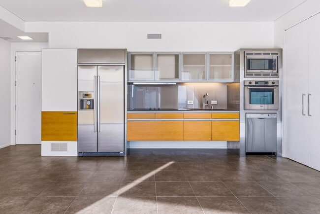 Building Photo - Veer Towers 2008W- Spacious 1Bd Fully Furnished Corner Residence with Stunning City Views