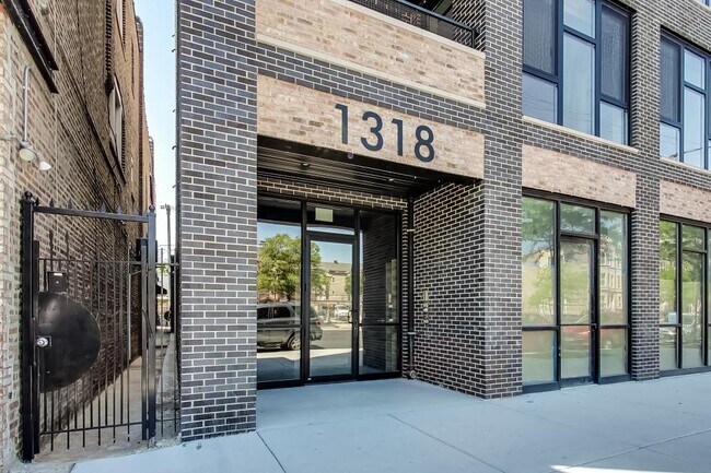 Foto del edificio - 2 bedroom in Chicago IL 60622