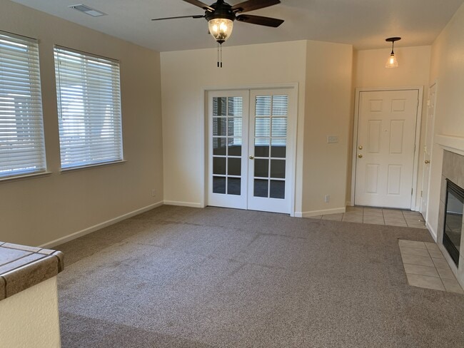 Building Photo - 1504 Crestview Rd