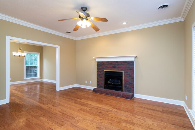 Building Photo - 109 Twin Gates Drive