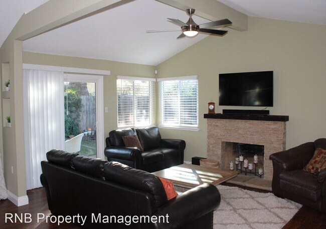 Foto del edificio - 3 br, 2 bath House - 9259 Medallion Way