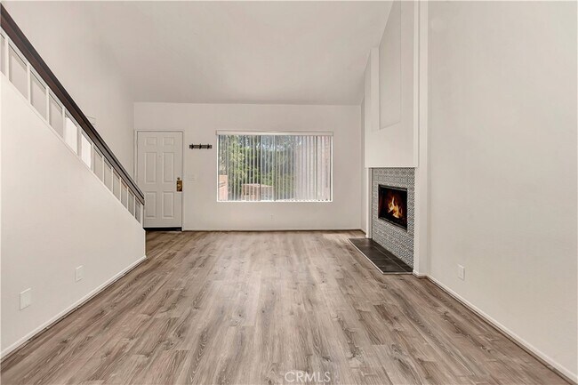 Building Photo - 151 Pearl-