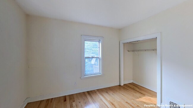 Foto del edificio - 120 Cedar St