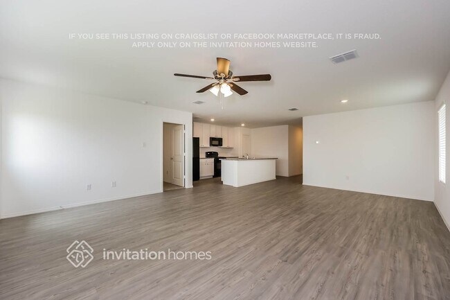 Foto del edificio - 10245 Hackberry Spg Wy