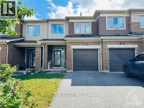 Building Photo - 623 Lauraleaf Cres