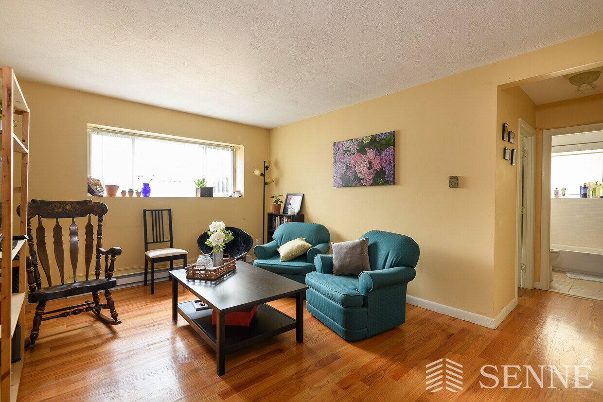 Primary Photo - 259 Summer St