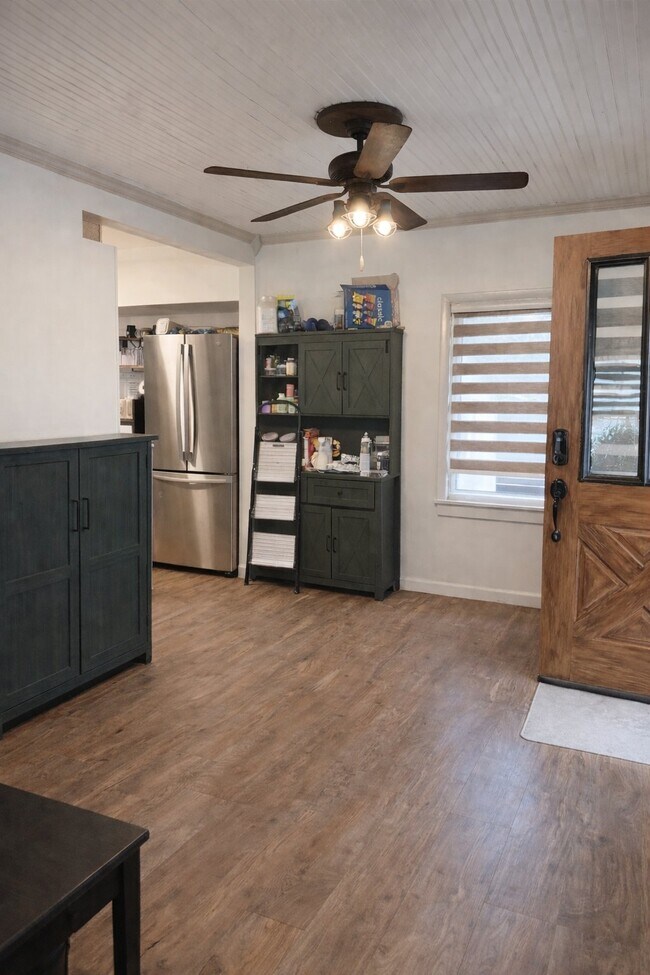 Foto del edificio - 3275 Wedgewood Ct SW