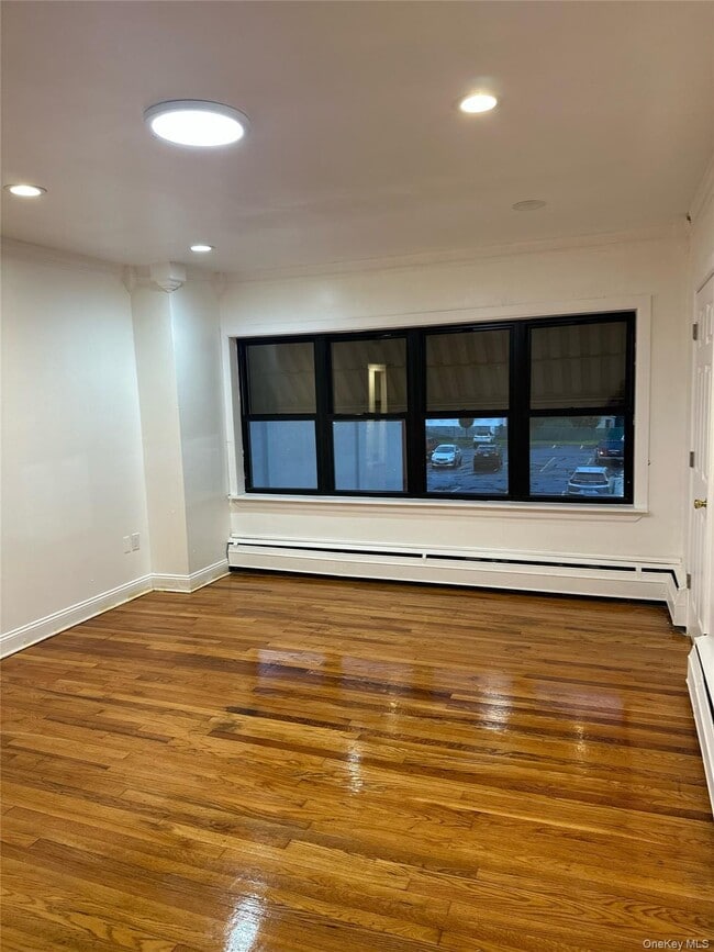 Building Photo - 1666 New York Ave