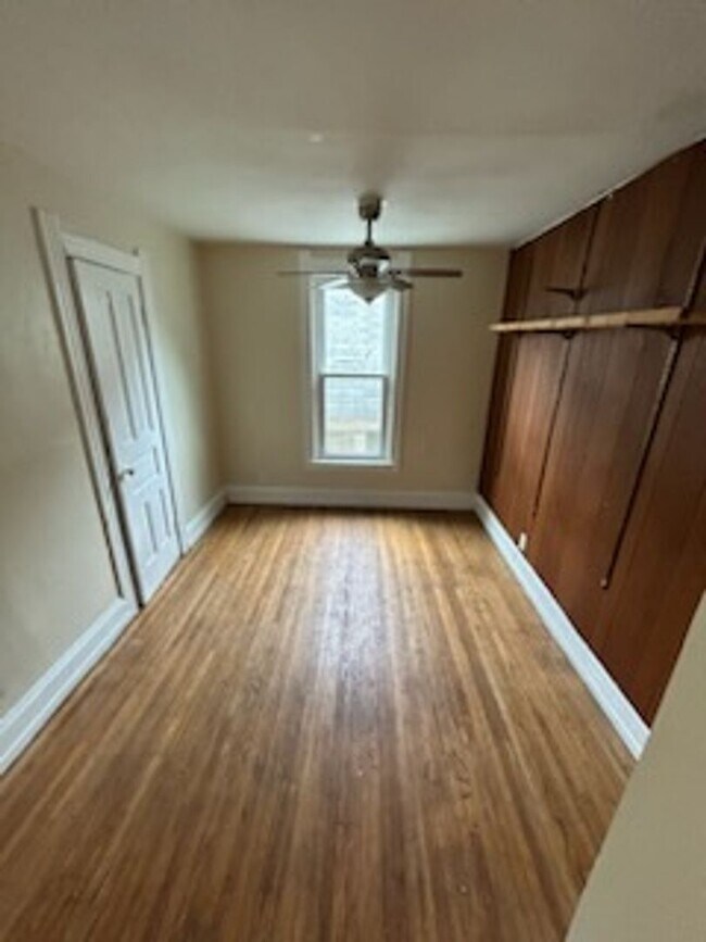Foto del edificio - 3 Bed 1 Bath