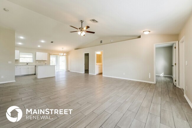 Building Photo - 2712 53rd St W