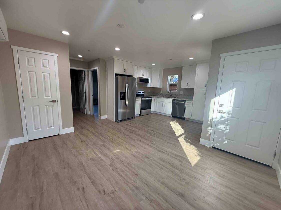 Foto principal - Brand New 1 Bedroom In Tahoe Park