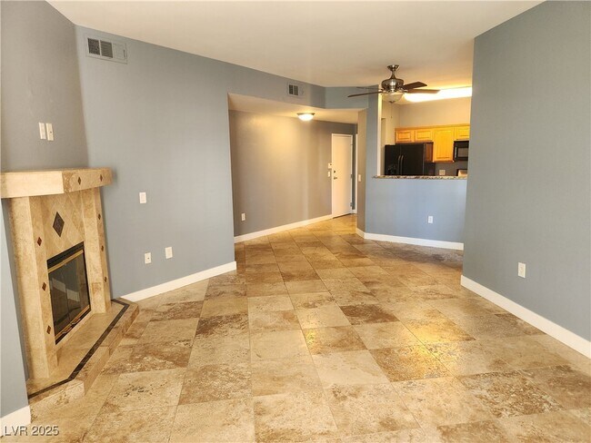 Foto del edificio - 5250 S Rainbow Blvd