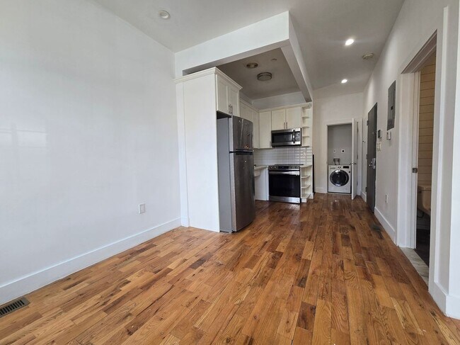 Foto del edificio - 195 Herzl St