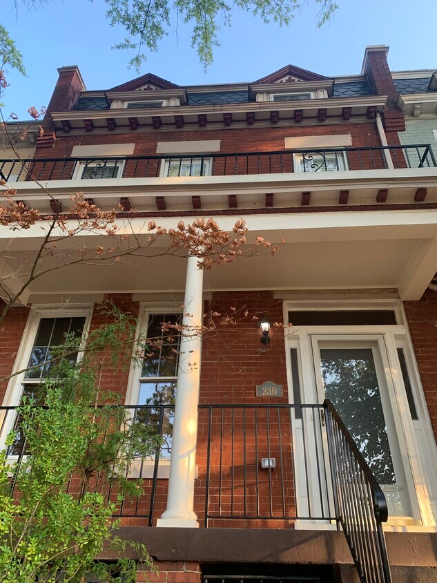 Primary Photo - 230 Rhode Island Ave NW