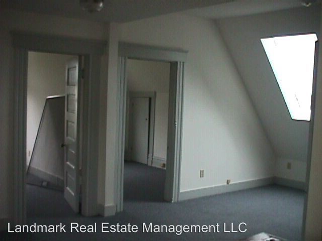 Building Photo - 1318 High St