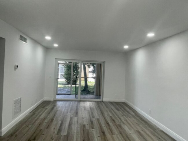 Foto del edificio - 630 NW 13th St