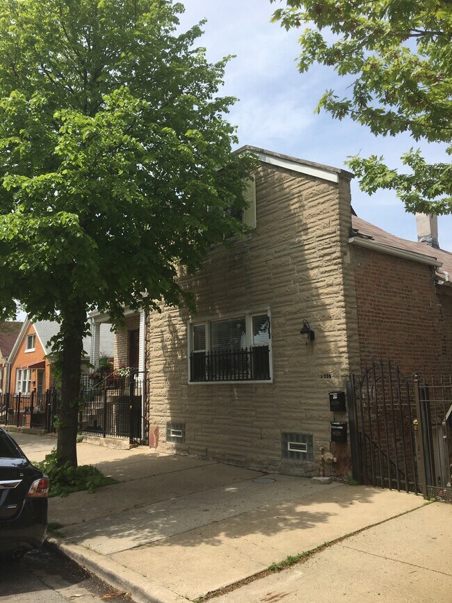 Building Photo - 2320 23rd W Pl