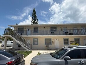 Building Photo - 1502 N Federal Hwy