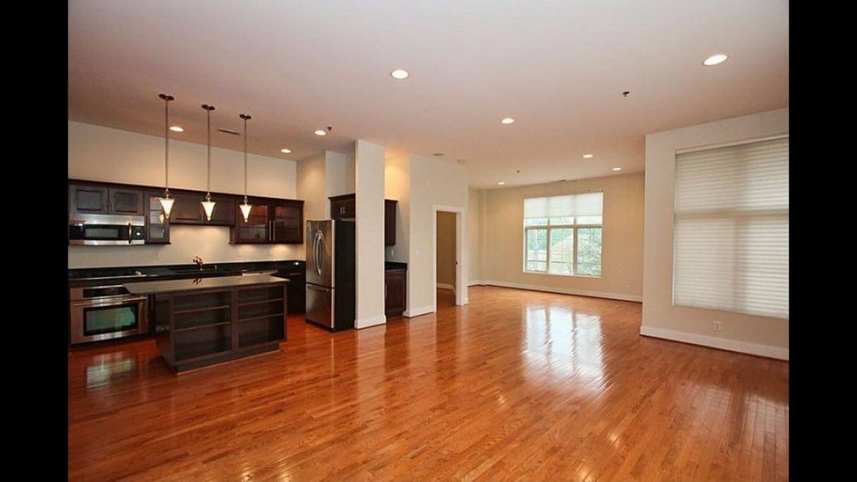 Open Floor Plan - 2011 Frankfort Ave