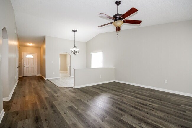 Foto del edificio - 1554 Thistledown Dr