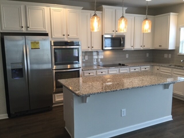 Foto del edificio - 1525 Pressley Ln