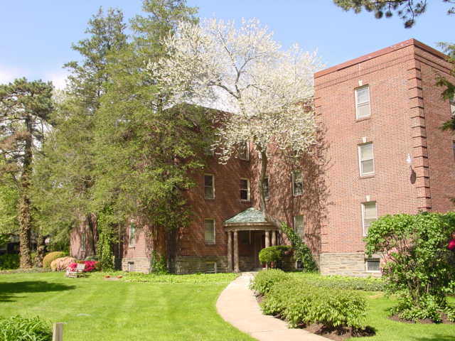 Building Photo - 1301 Montgomery Ave