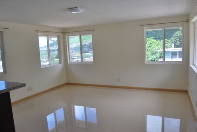 Foto del edificio - 3037 Kahaloa Dr