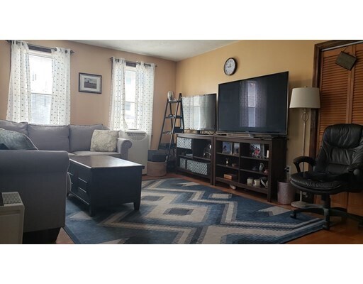 Primary Photo - 60 Jaques St