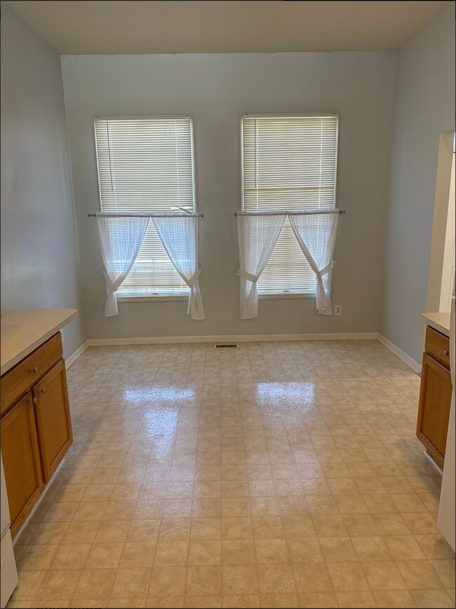 Foto del edificio - 2973 Salem Dr