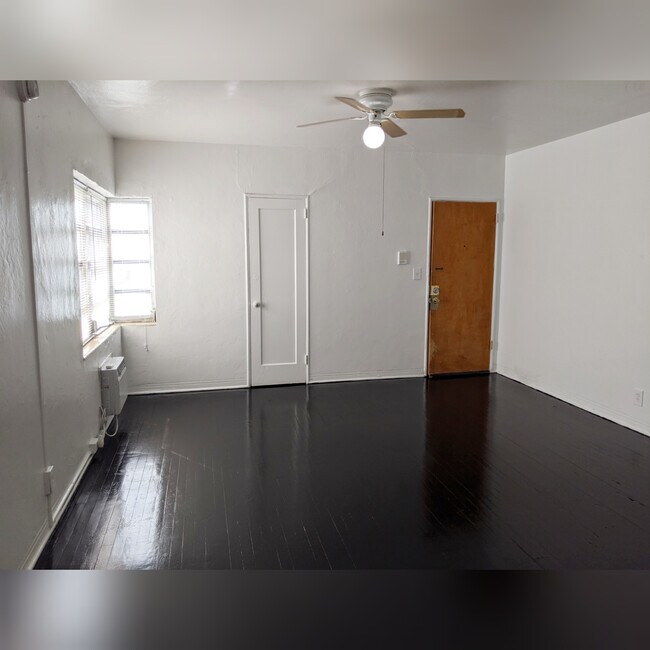 Foto del edificio - 833 Meridian Ave