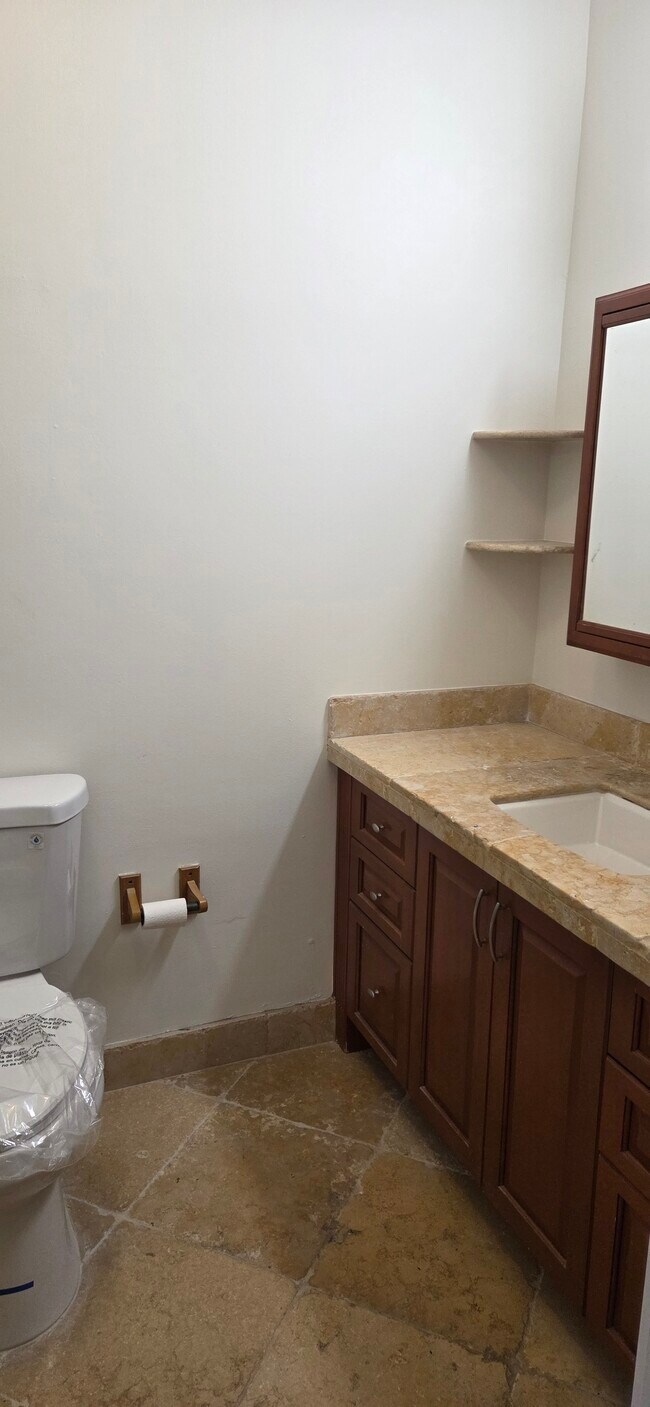 Building Photo - 16571 SW 145th Ct