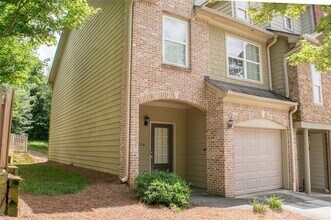 Building Photo - 2941 Ashlyn Pointe Dr