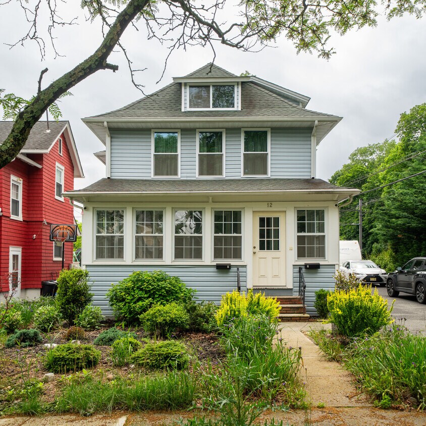 Foto principal - 12 Lansing Pl