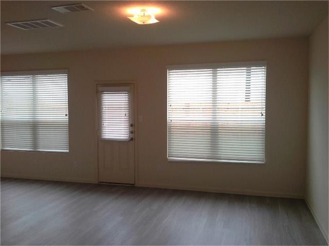 Foto del edificio - 14719 Kendalls Path Ct