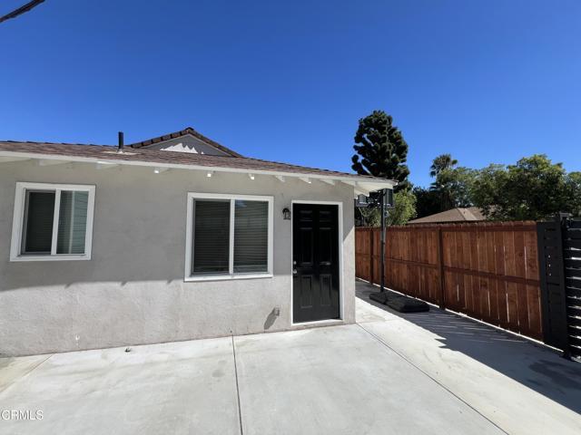 Primary Photo - 15000 Valerio St