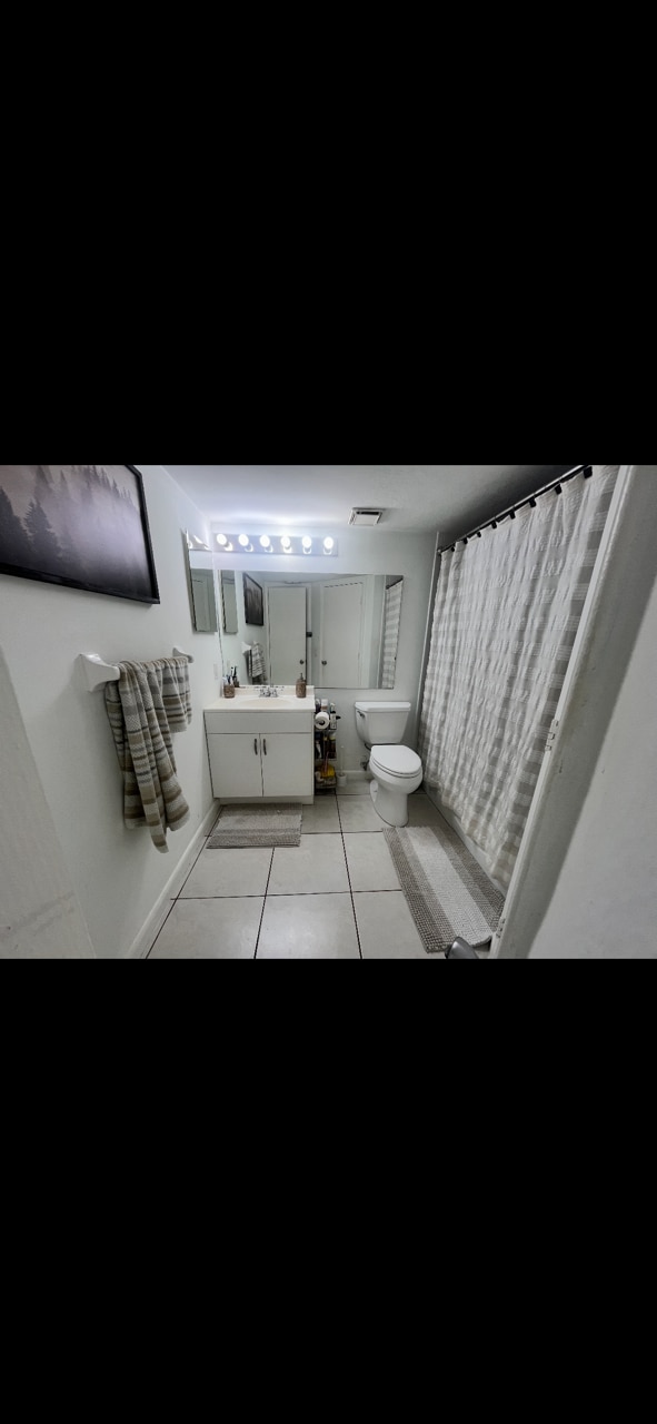 Building Photo - 150 Santa Clara Dr