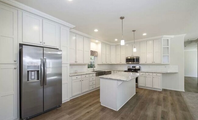 Foto del edificio - 471 Stadium Beach Rd W