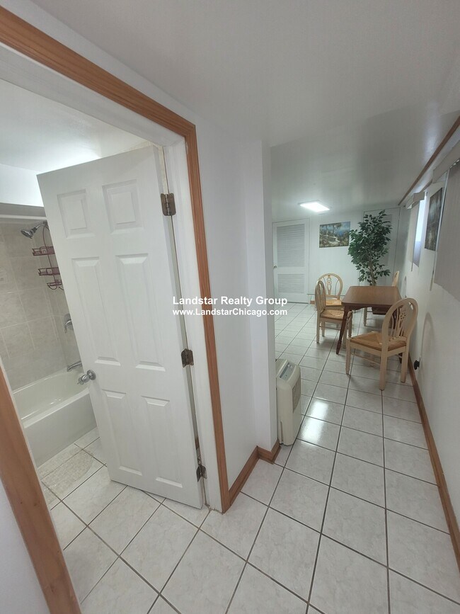 4551 N Newcastle Ave, Harwood Heights, IL 60706 House Rental in