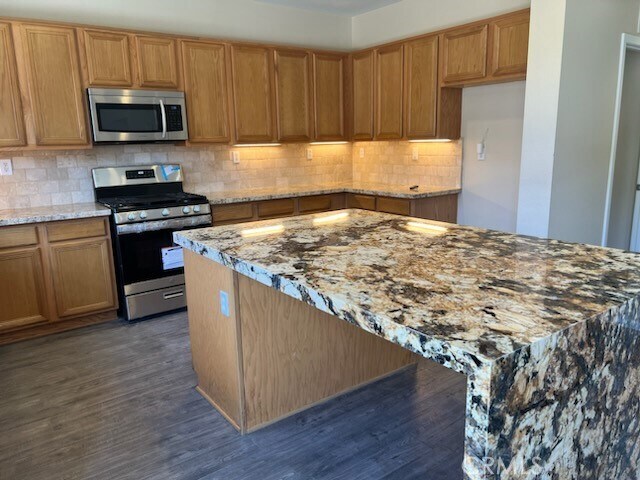 Foto del edificio - 9058 Calico Ct