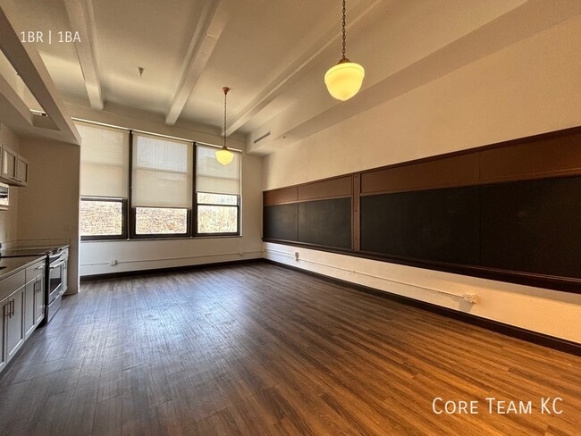 Foto del edificio - 1 Bedroom with Chalkboard at Historic Lofts