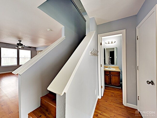 Building Photo - 3935 Kellybrook Dr