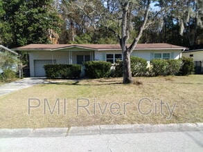 Building Photo - 7473 Greenway Dr